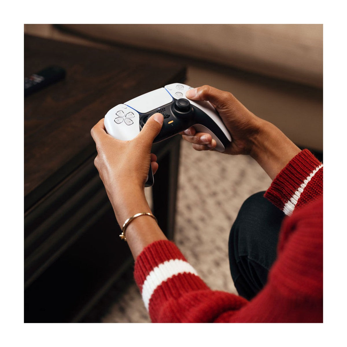 DualSense Wireless Controller – White (PlayStation 5) – another view